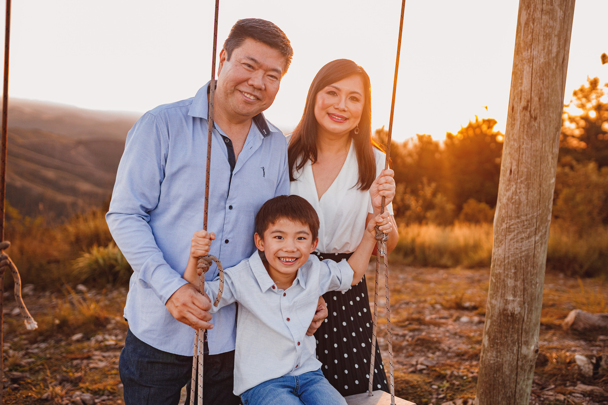 Fotografa familia Curitiba - ensaio externo morro tres barras