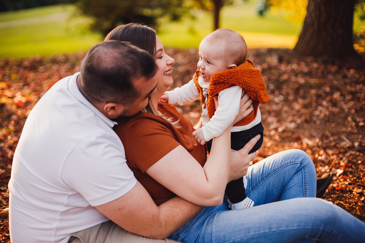 Fotografa familia Curitiba - ensaio externo de outono bebes