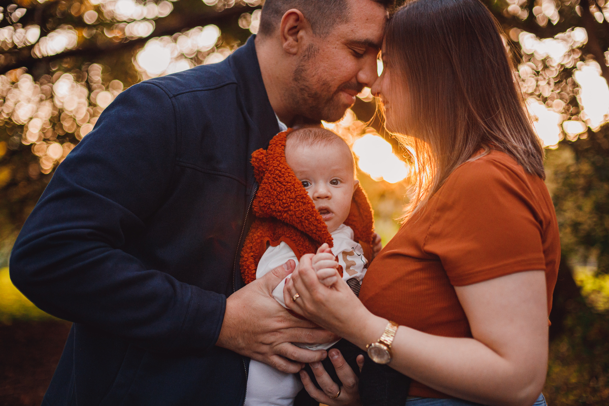 Fotografa familia Curitiba - ensaio externo de outono bebes