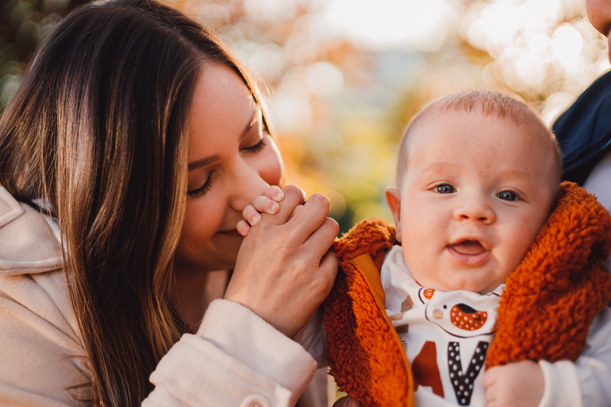 Fotografa familia Curitiba - ensaio externo de outono bebes