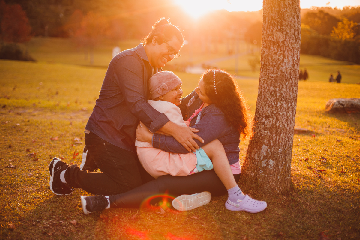 Fotografa familia Curitiba - ensaio de outono externo e familia