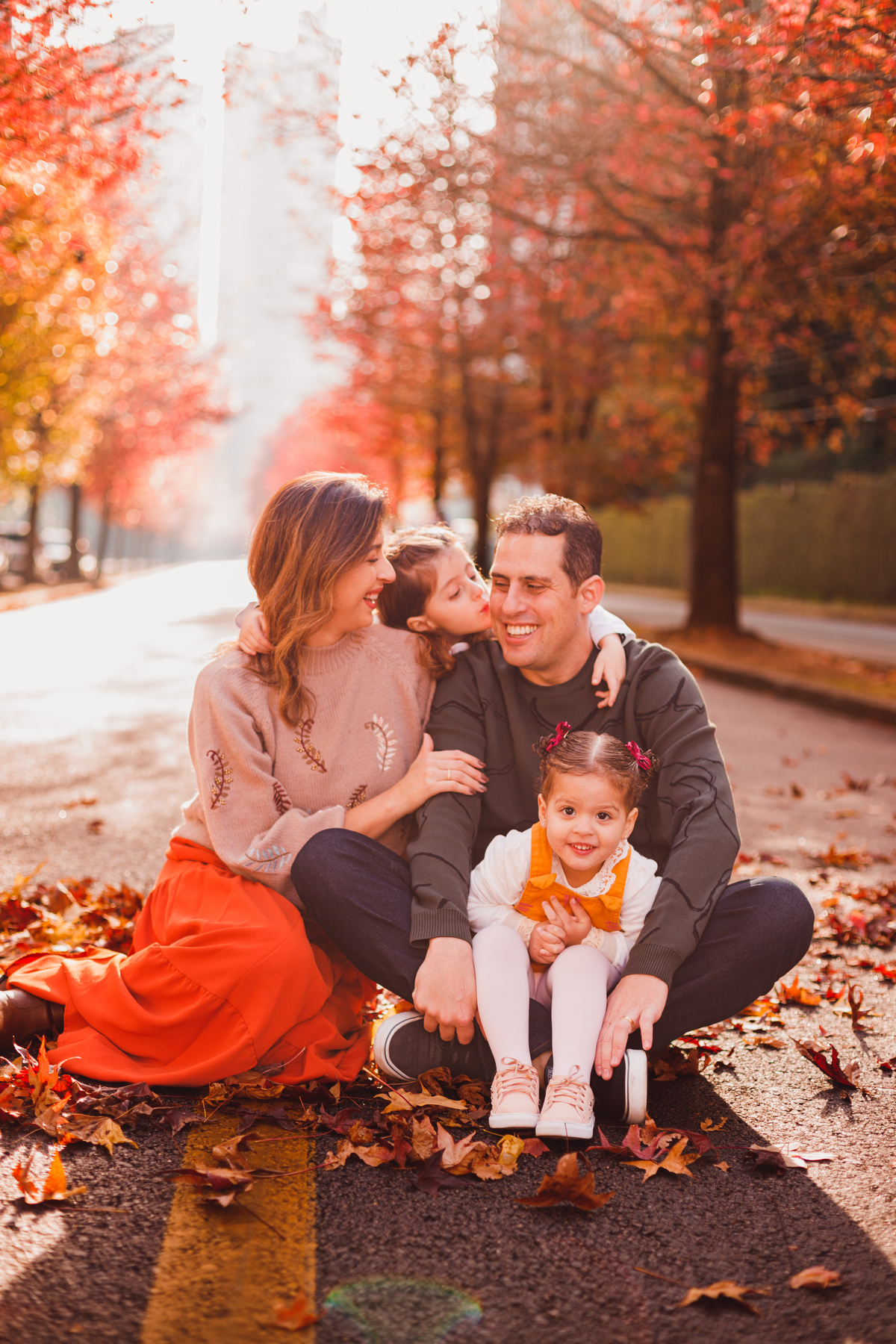 Fotografa familia Curitiba - ensaio externo de outono em familia