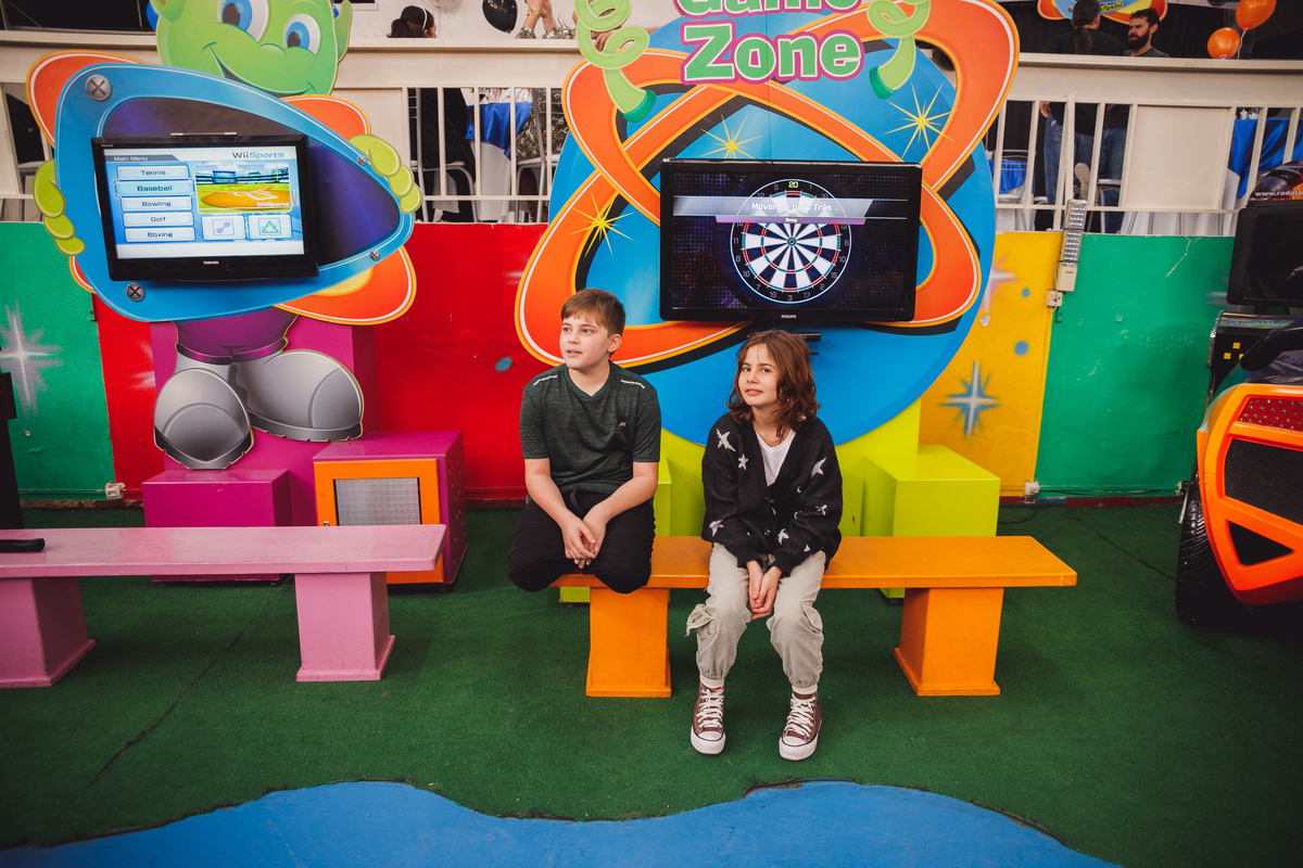 Fotografa familia curitiba - aniversario amazing point amongus