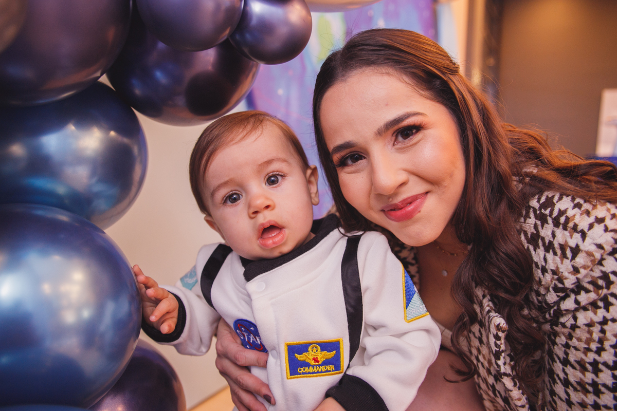 Fotografa familia curitiba - aniversario bebe 1 ano astronauta