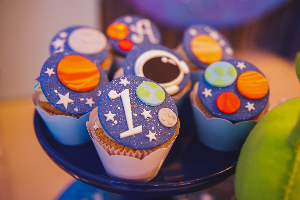 Fotografa familia curitiba - aniversario bebe 1 ano astronauta