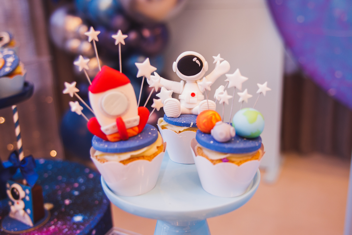 Fotografa familia curitiba - aniversario bebe 1 ano astronauta