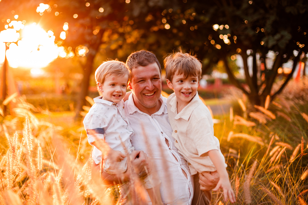 Fotografa familia curitiba - Holambra ensaio externo no girassol