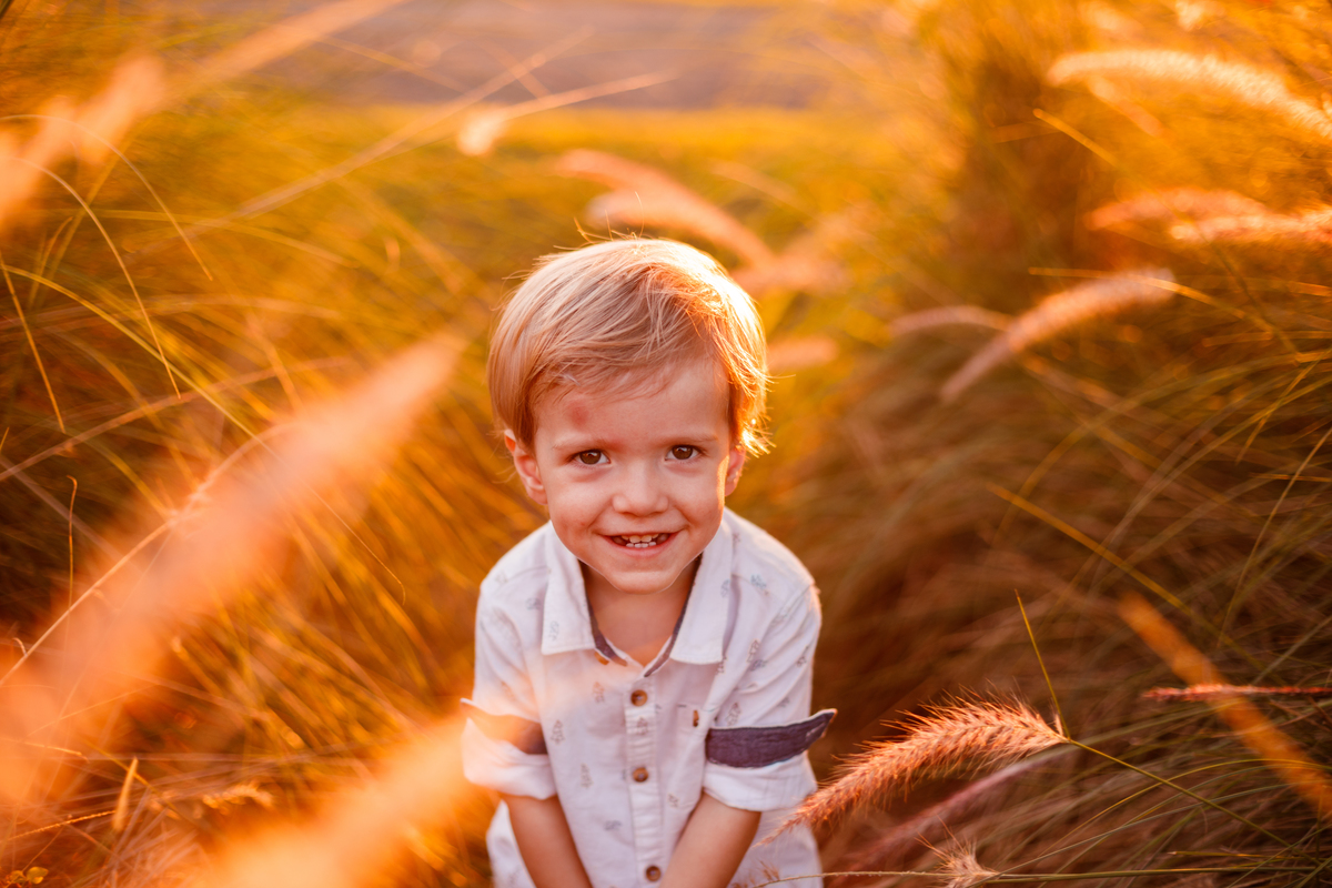 Fotografa familia curitiba - Holambra ensaio externo no girassol