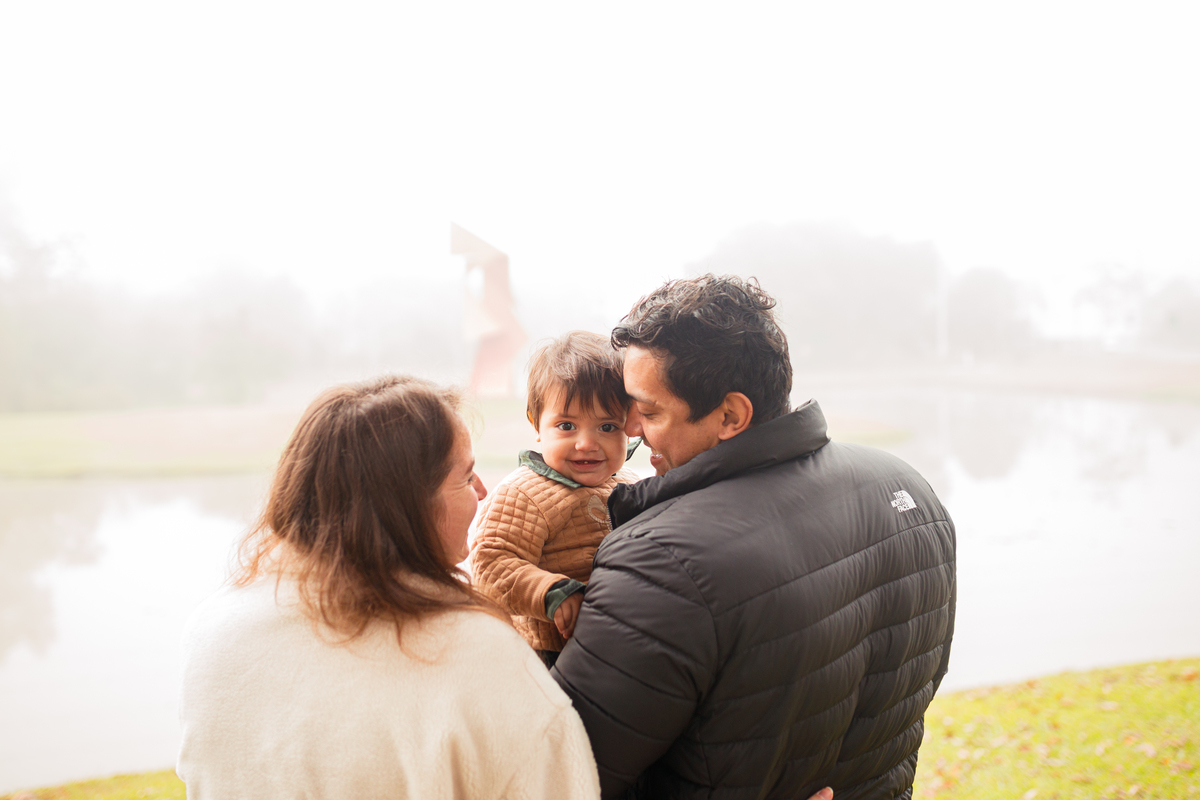 Fotografa familia Curitiba - ensaio externo parque tingui