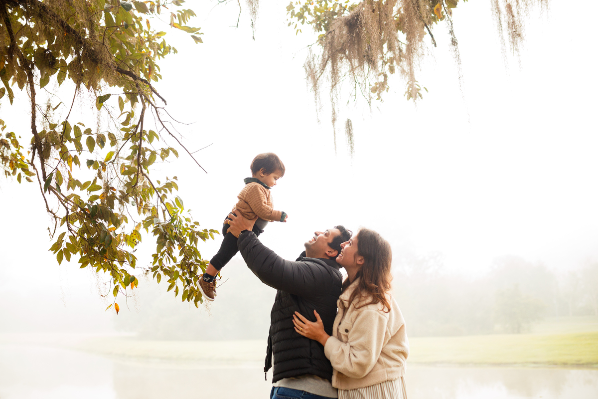 Fotografa familia Curitiba - ensaio externo parque tingui