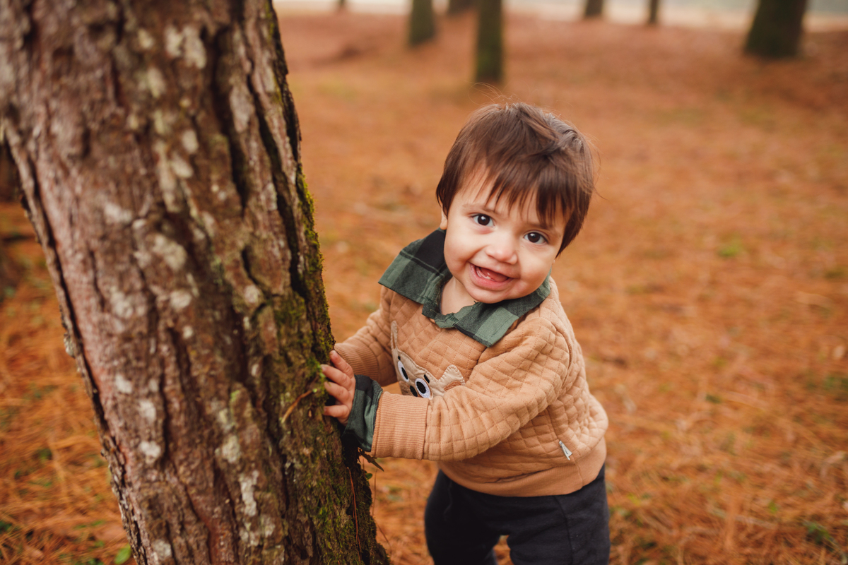 Fotografa familia Curitiba - ensaio externo parque tingui