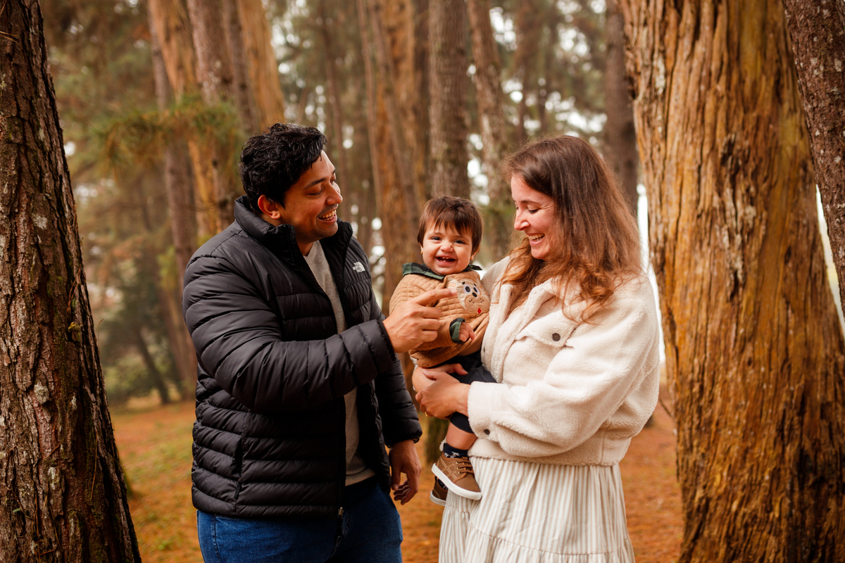 Fotografa familia Curitiba - ensaio externo parque tingui