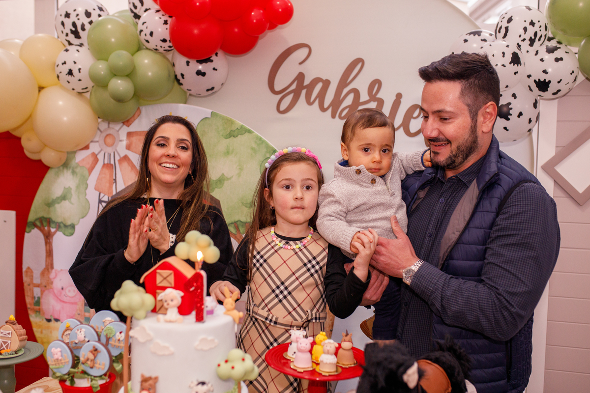 Fotografa familia curitiba - aniversario salvo de festas fazendinha