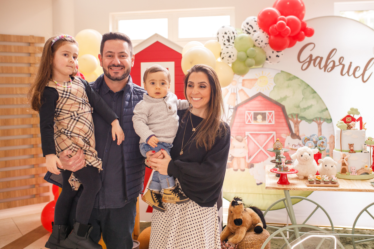 Fotografa familia curitiba - aniversario salvo de festas fazendinha