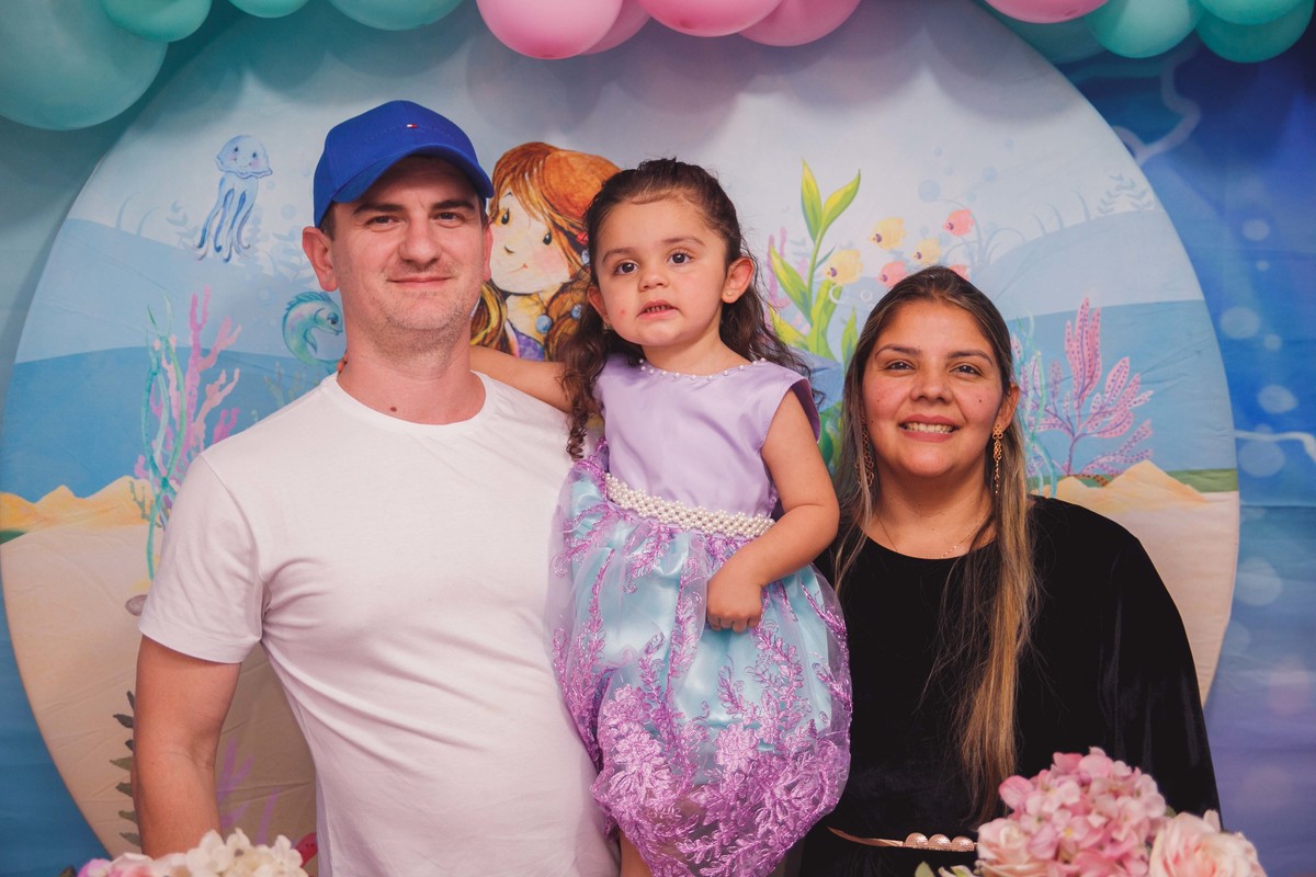 Fotografa familia Curitiba - aniversário sereias 3 anos menina
