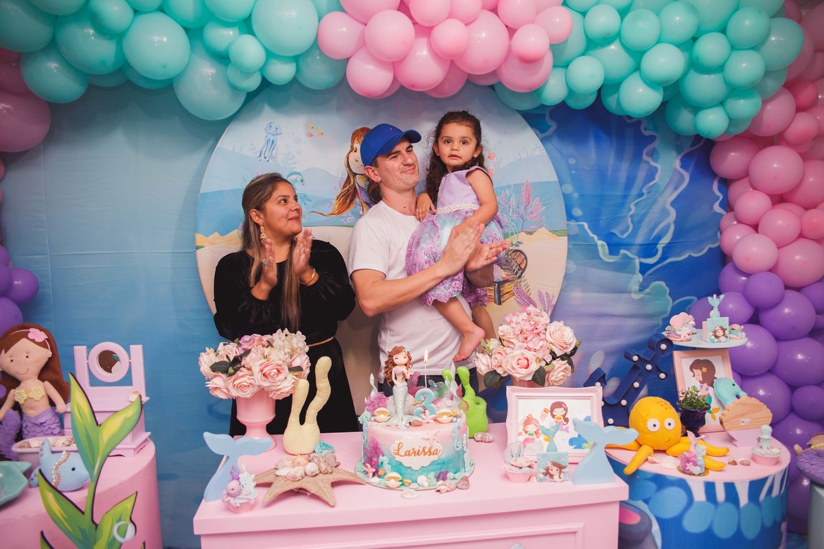 Fotografa familia Curitiba - aniversário sereias 3 anos menina