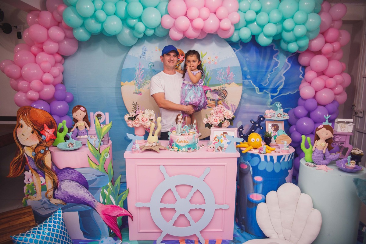 Fotografa familia Curitiba - aniversário sereias 3 anos menina