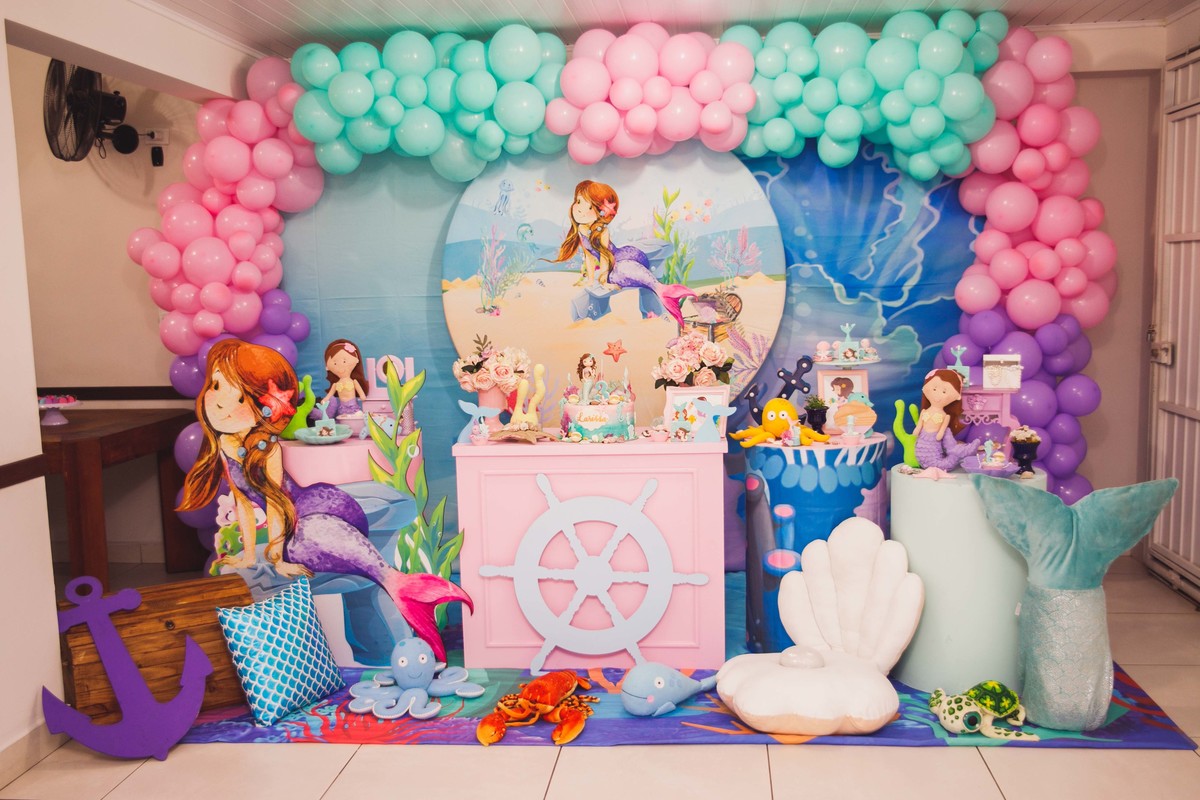 Fotografa familia Curitiba - aniversário sereias 3 anos menina