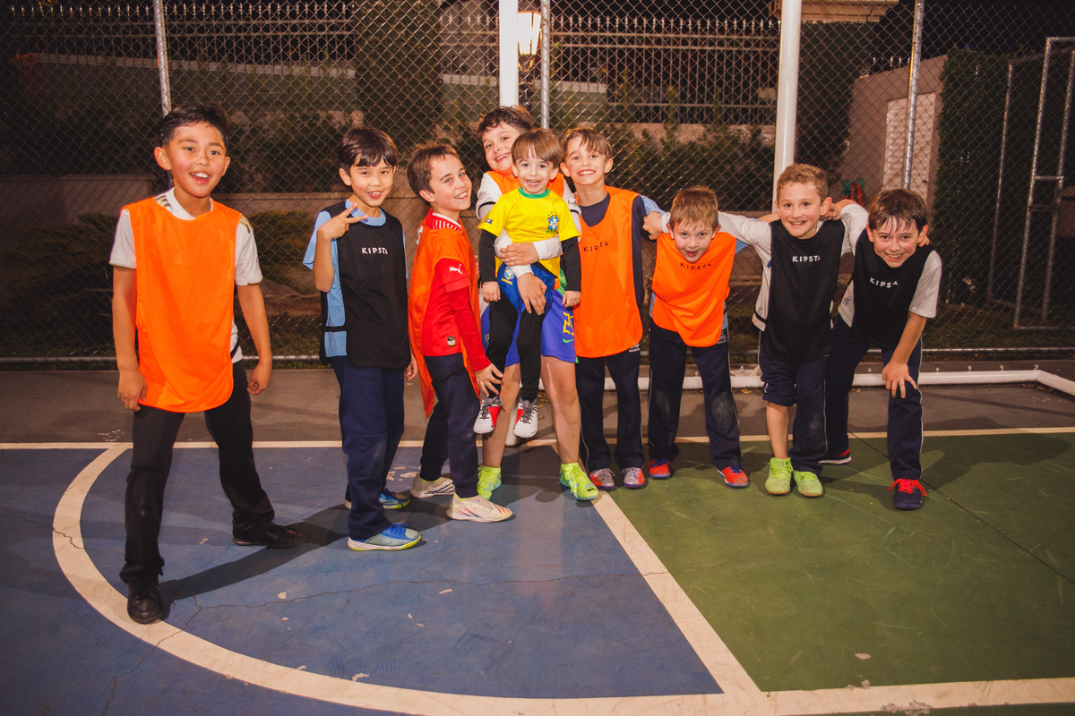 Fotografa familia Curitiba - aniversario festa. do pijama futebol 