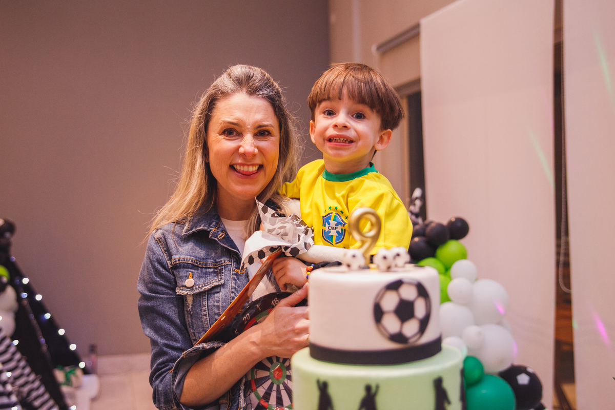 Fotografa familia Curitiba - aniversario festa. do pijama futebol 