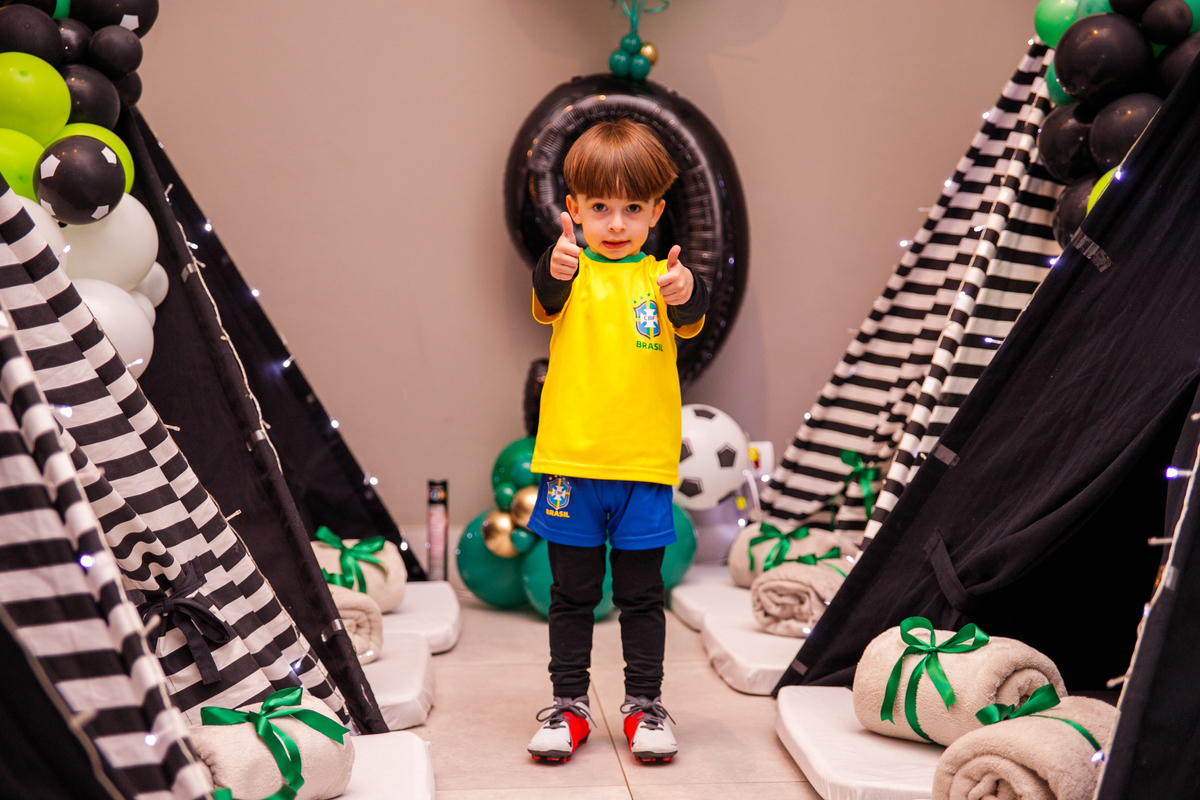 Fotografa familia Curitiba - aniversario festa. do pijama futebol 