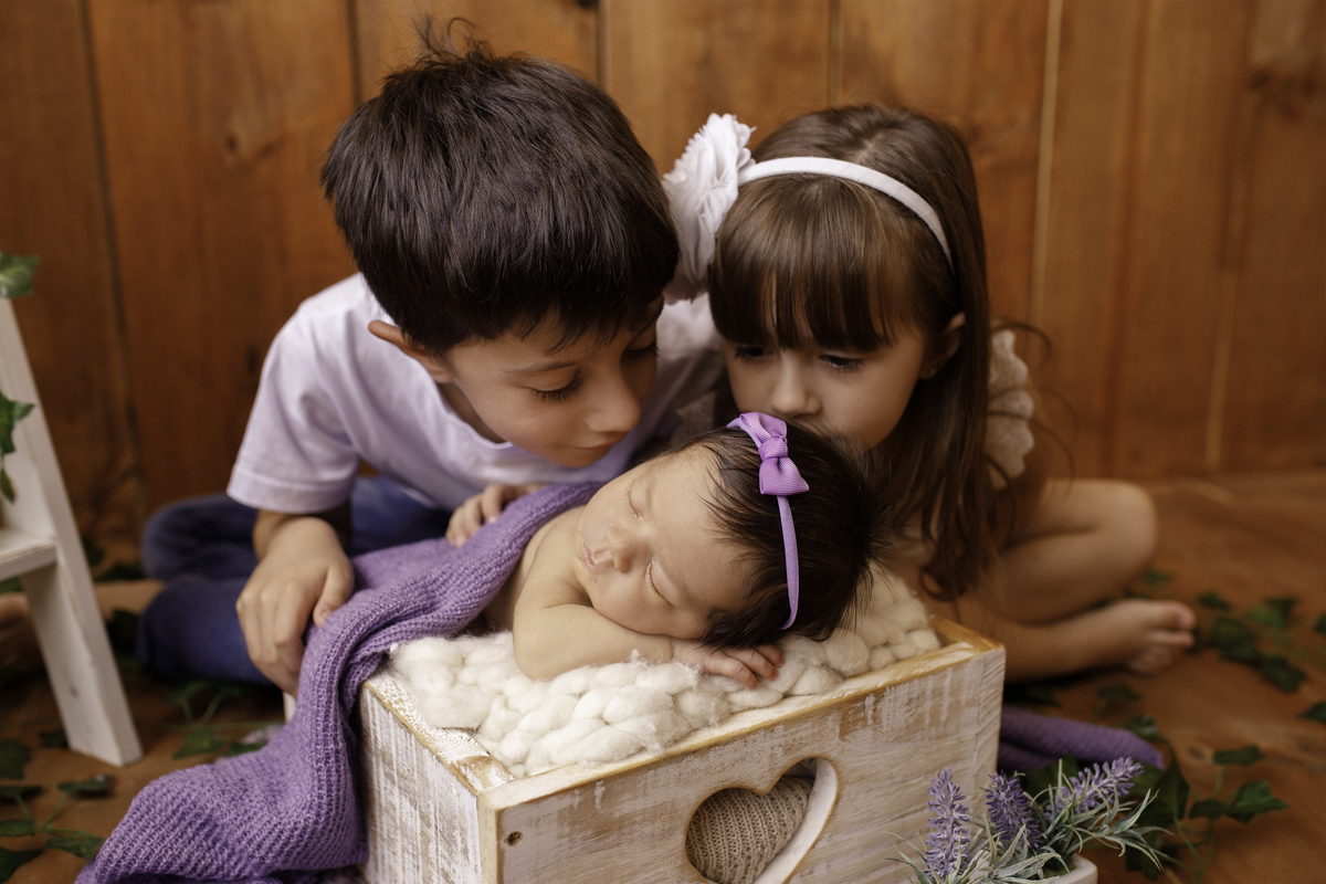 Fotografa familia Curitiba - Newborn bebe menina lavanda 