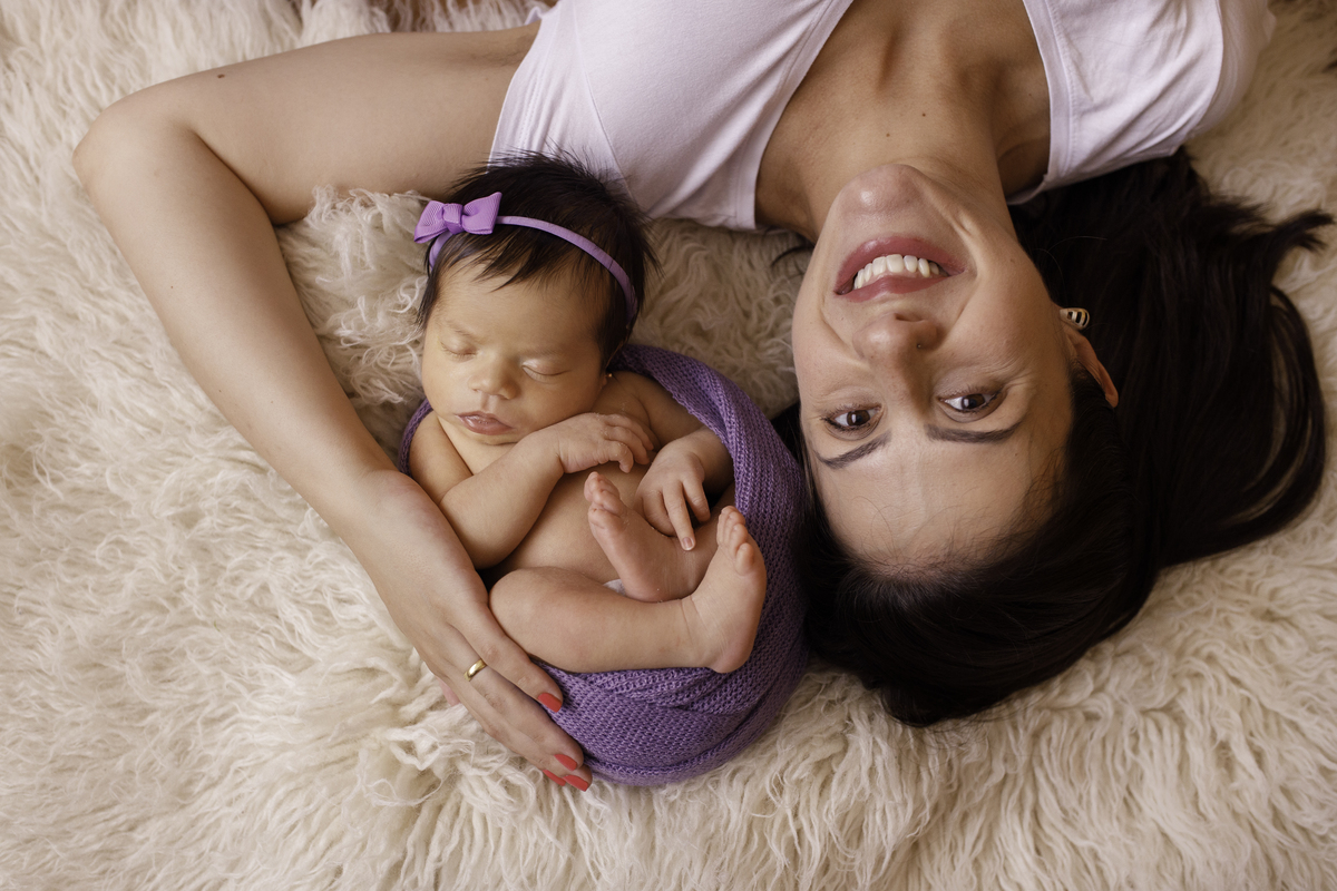 Fotografa familia Curitiba - Newborn bebe menina lavanda 
