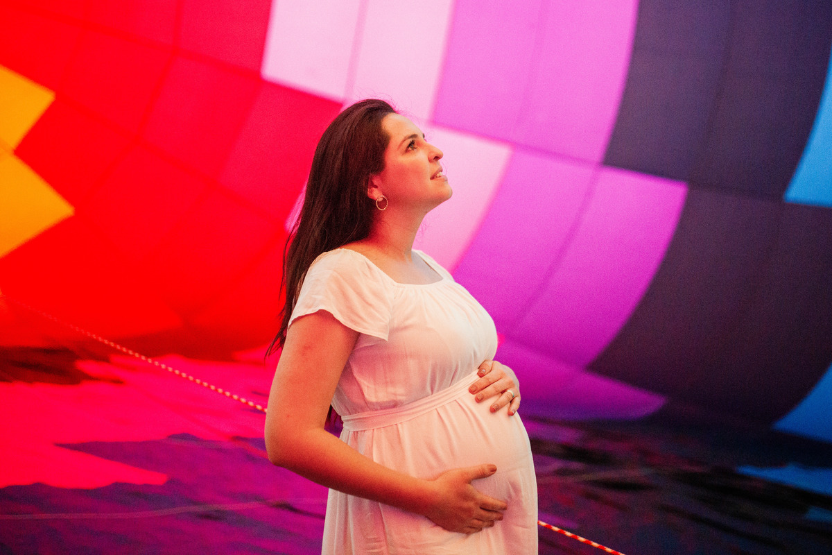 Fotografa familia Curitiba - Praia Grande SC gestante balões externo