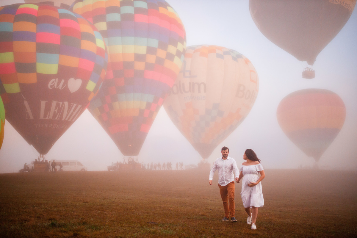 Fotografa familia Curitiba - Praia Grande SC gestante balões externo