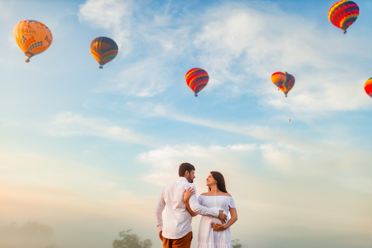 Fotografa familia Curitiba - Praia Grande SC gestante balões externo