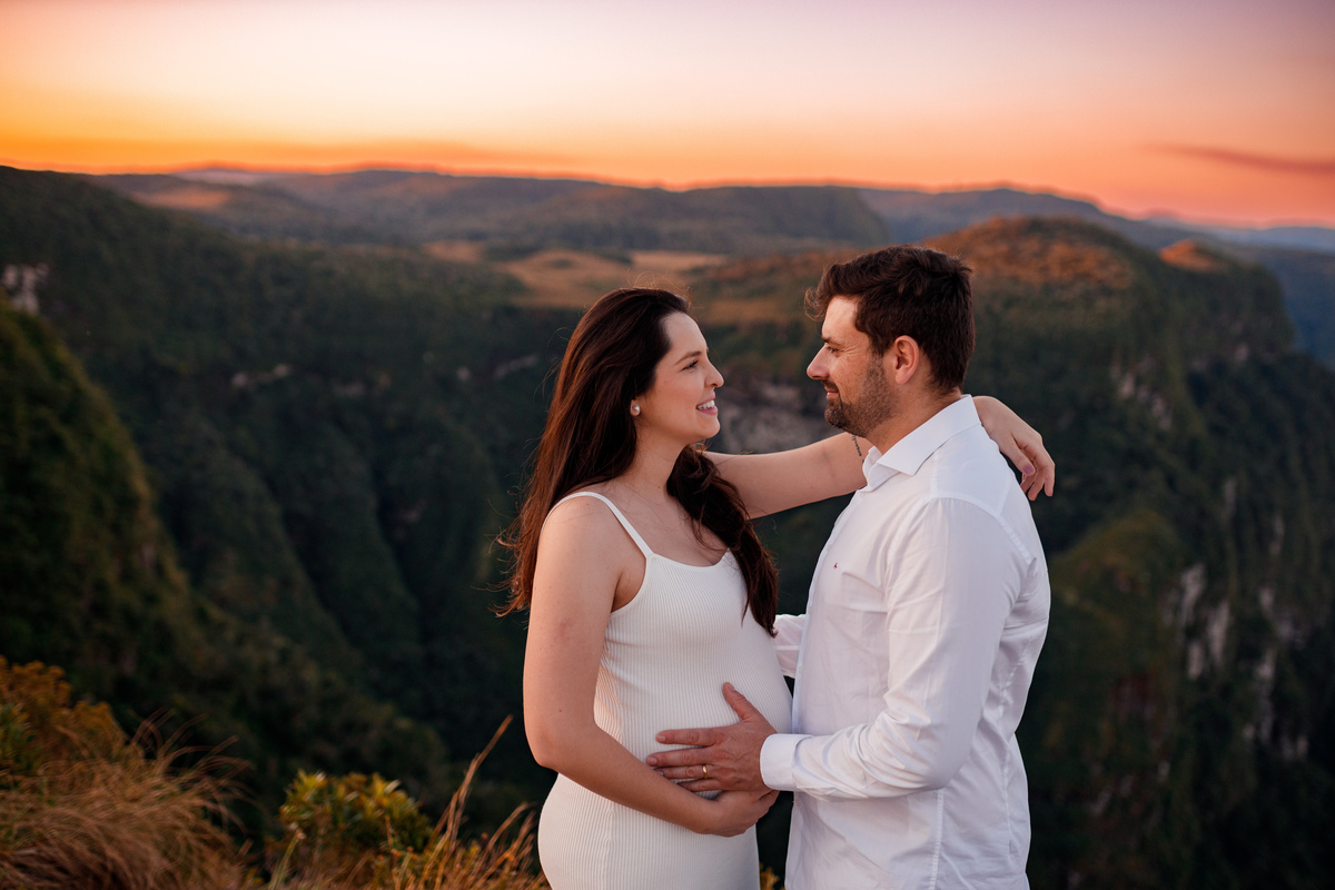 Fotografa familia Curitiba - Praia Grande SC gestante balões externo