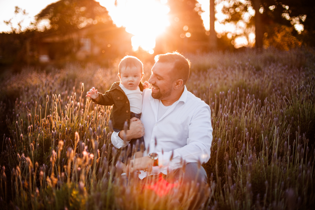 Fotografa familia Curitiba - picnic bebes lavatório por do sol