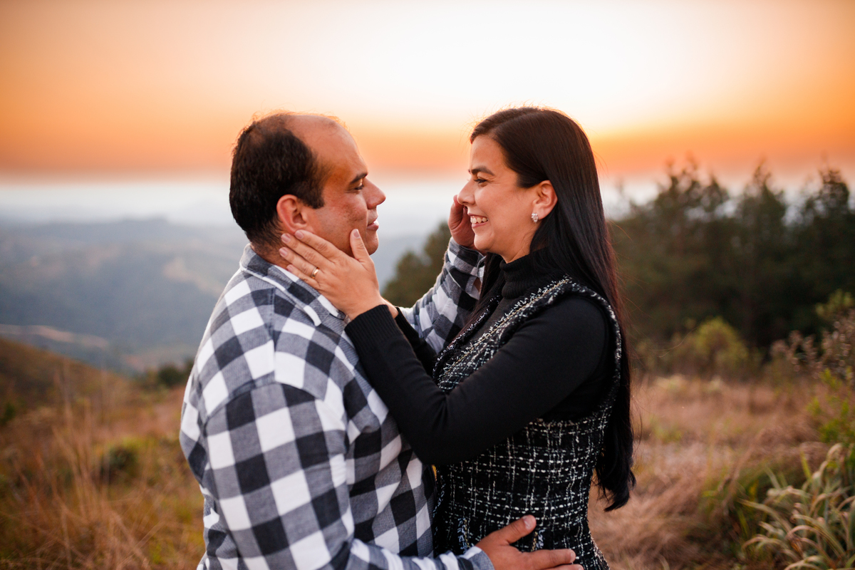 Fotografa familia Curitiba - Ensaio externo morro três barras cachoeira