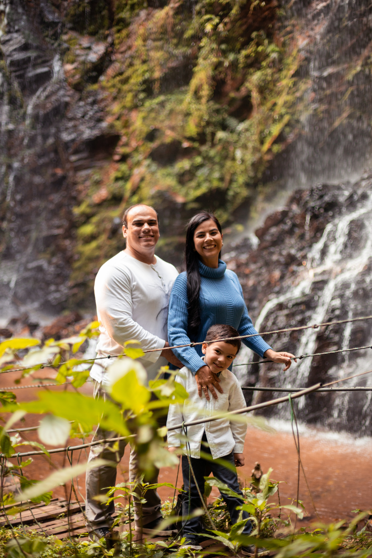 Fotografa familia Curitiba - Ensaio externo morro três barras cachoeira
