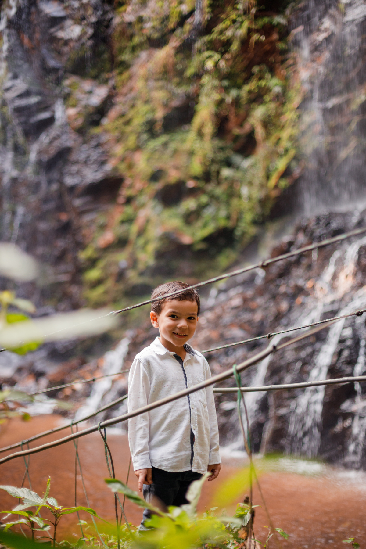 Fotografa familia Curitiba - Ensaio externo morro três barras cachoeira