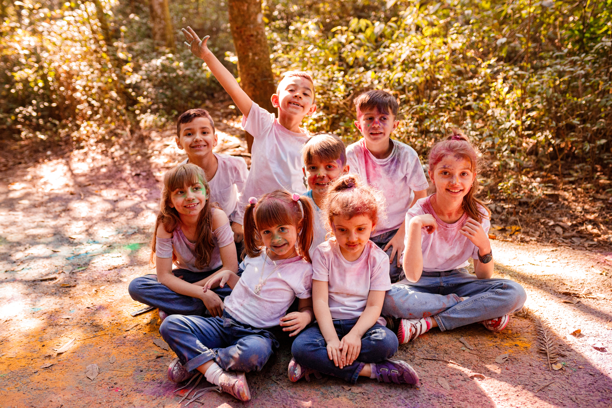 Fotografa familia Curitiba - externo com cores pó colorido California donuts