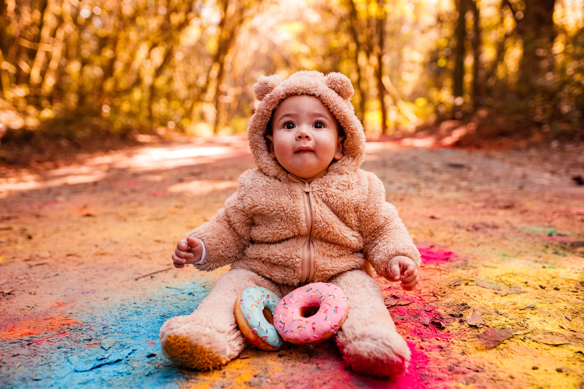 Fotografa familia Curitiba - externo com cores pó colorido California donuts