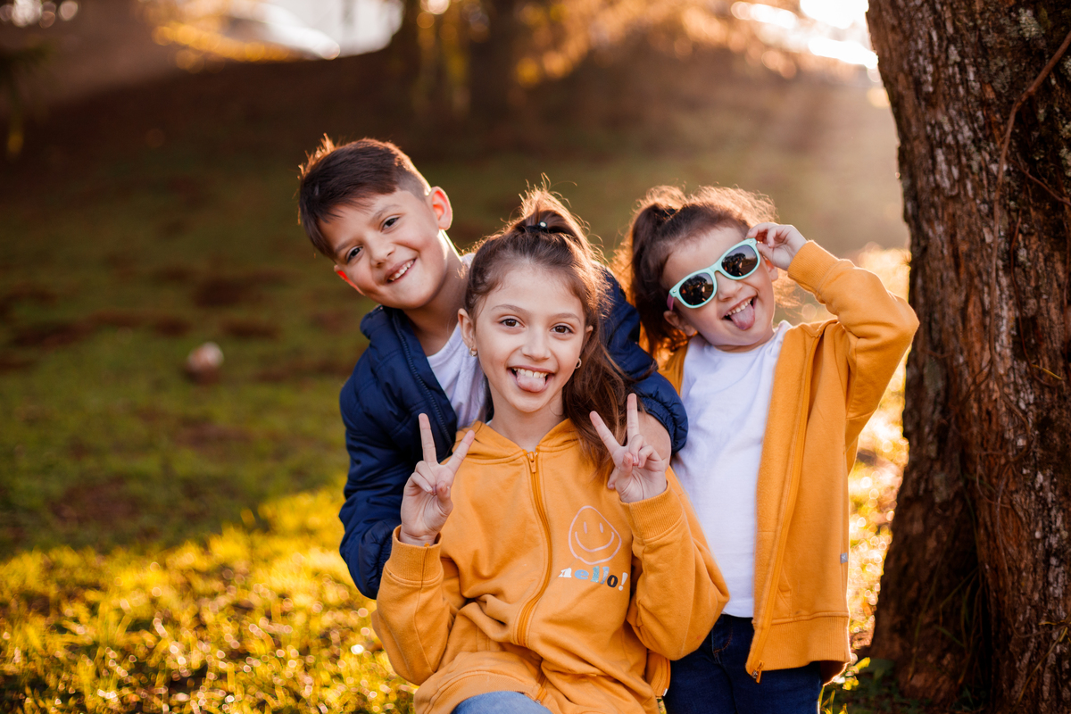 Fotografa familia Curitiba - externo com cores pó colorido California donuts