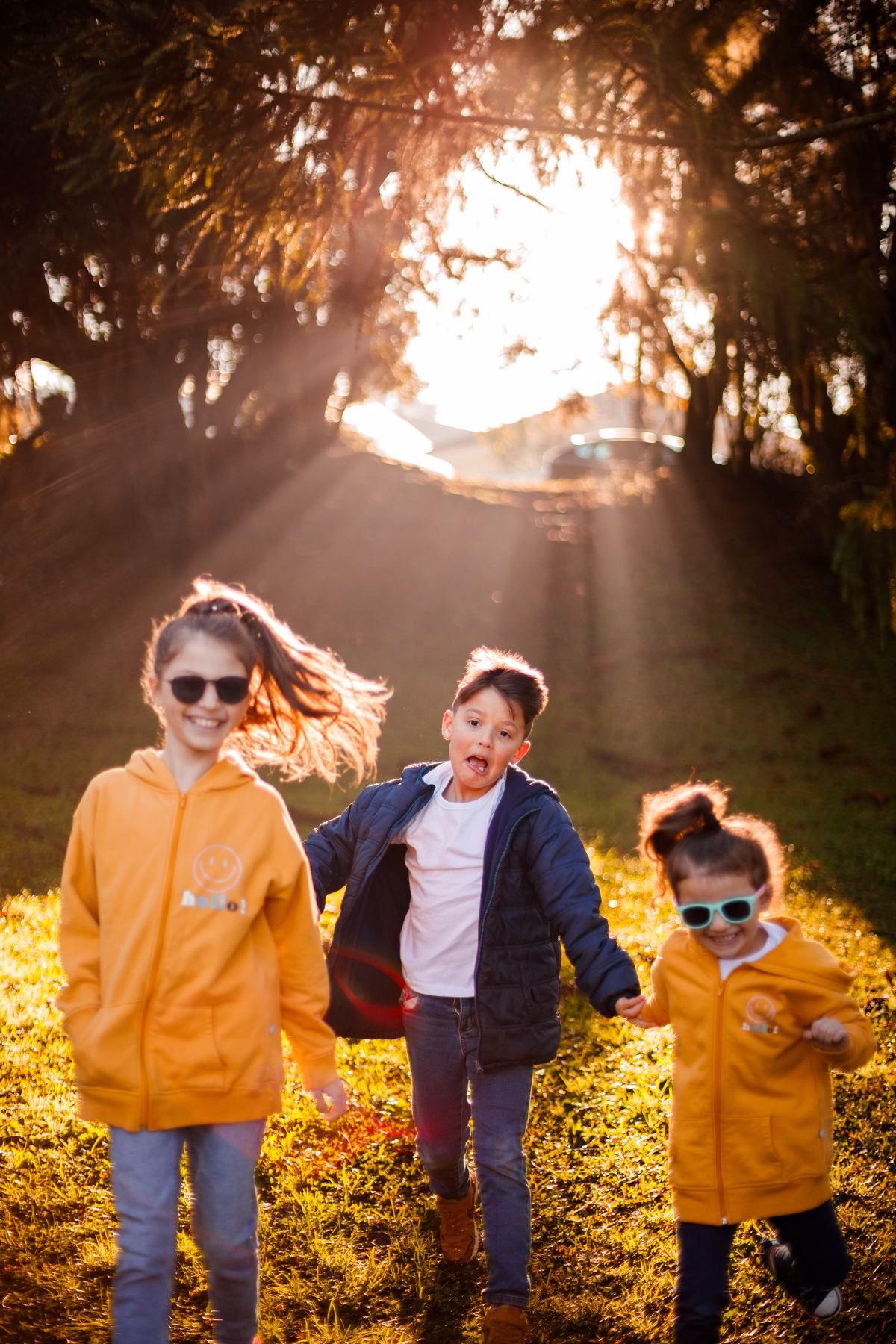 Fotografa familia Curitiba - externo com cores pó colorido California donuts