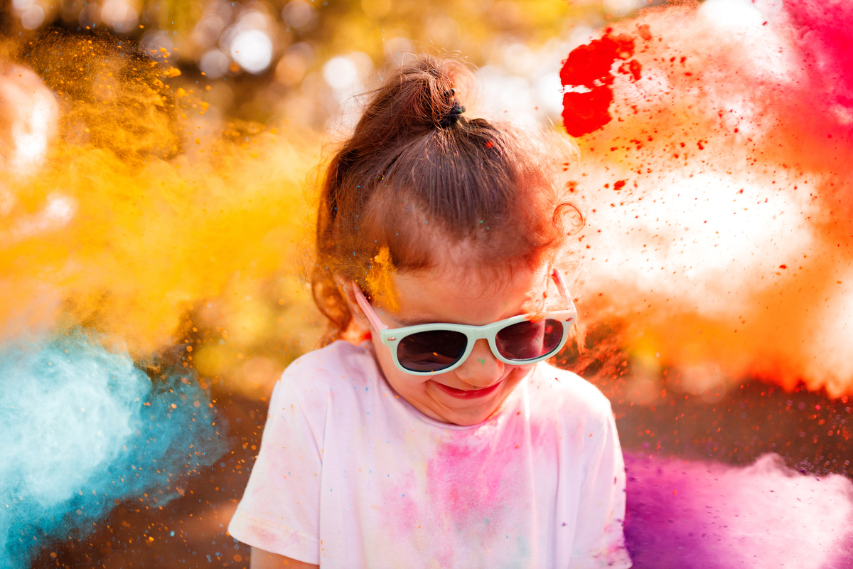 Fotografa familia Curitiba - externo com cores pó colorido California donuts