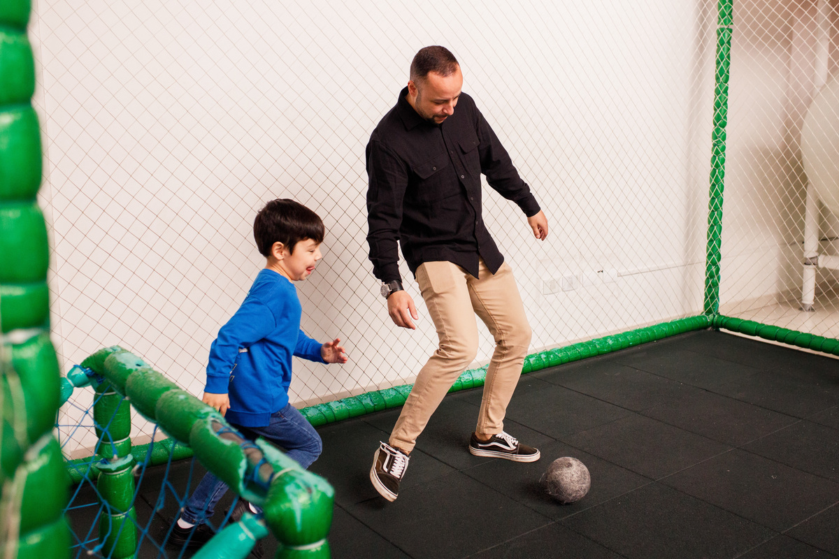 Fotografa familia Curitiba - alice no pais das maravilhas buffet play house