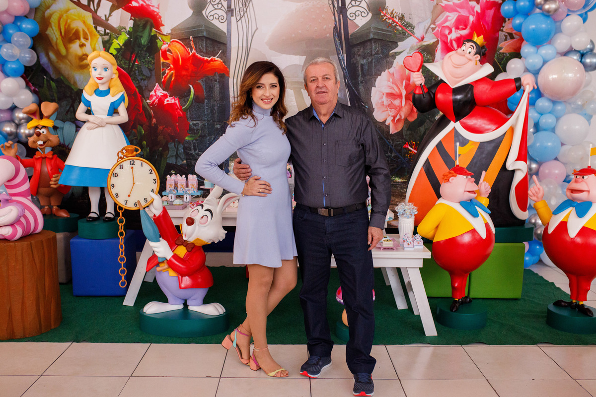 Fotografa familia Curitiba - alice no pais das maravilhas buffet play house