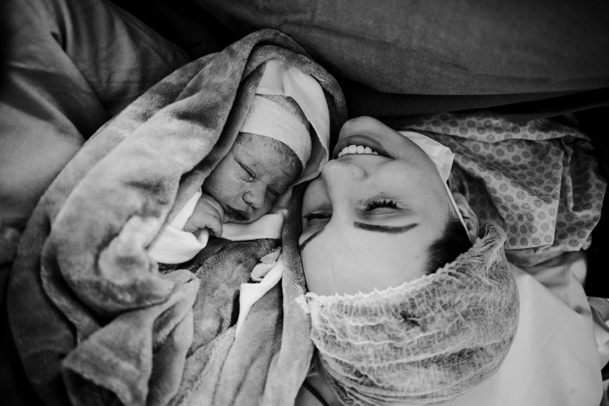 Fotografa familia Curitiba - nascimento hospital santa Brigida menino