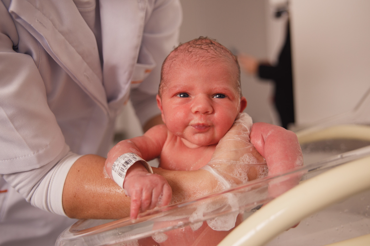 Fotografa familia Curitiba - nascimento hospital santa Brigida menino