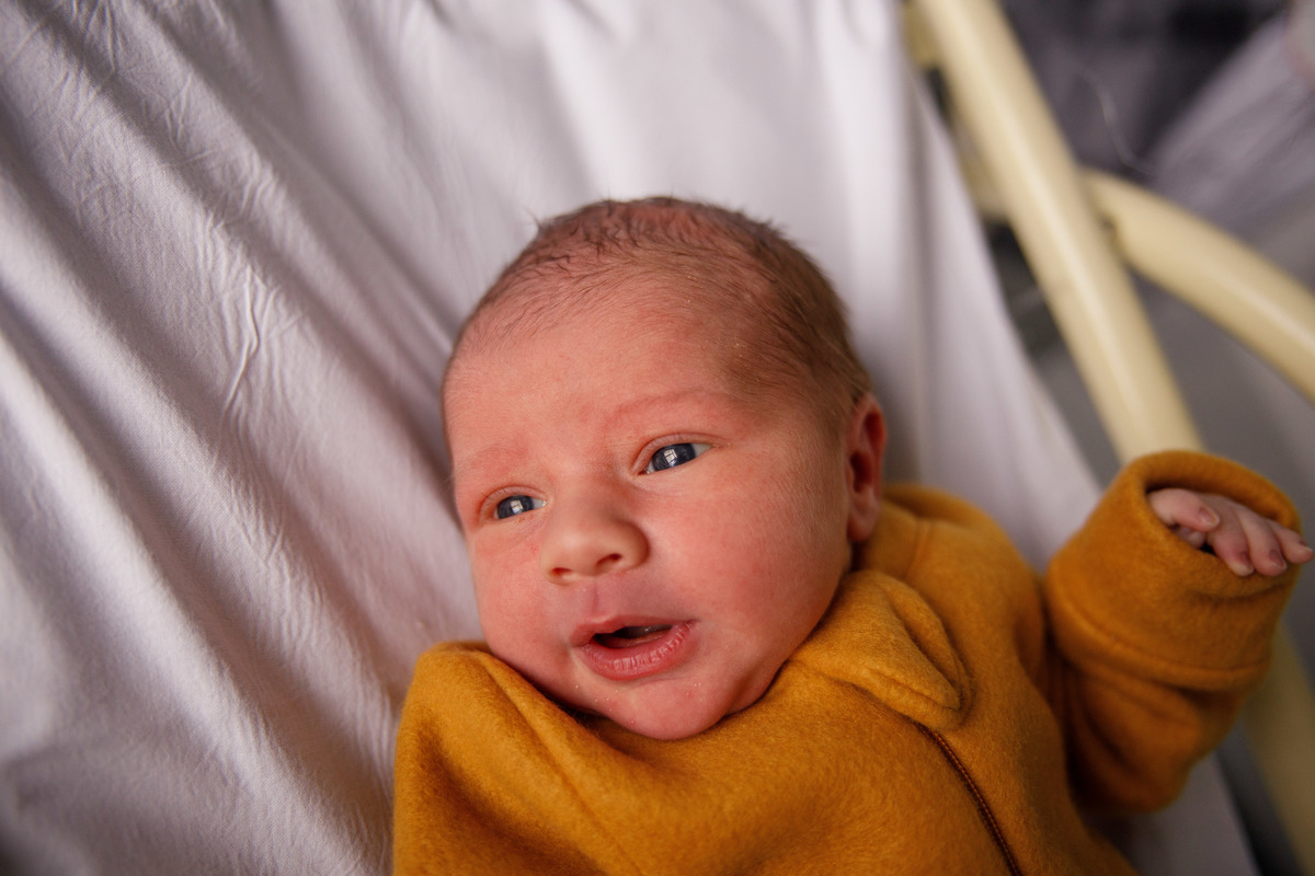 Fotografa familia Curitiba - nascimento hospital santa Brigida menino