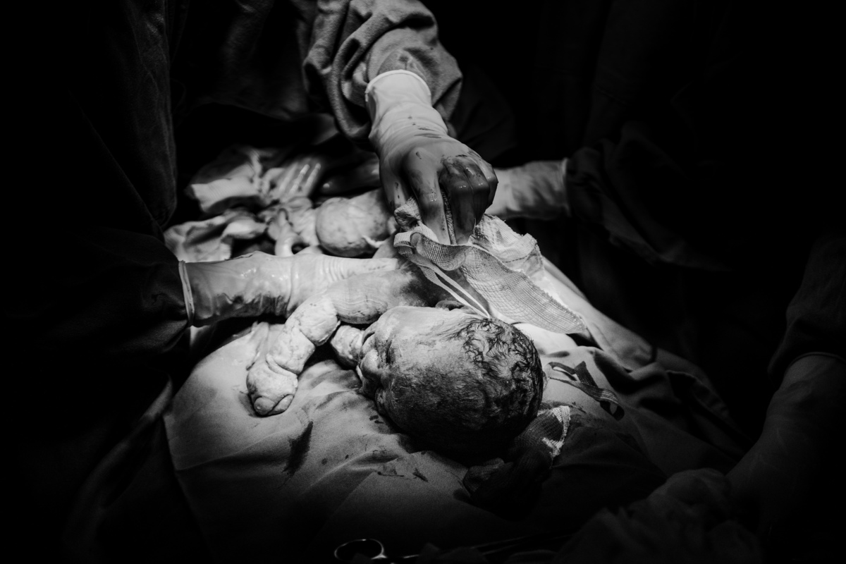 Fotografa familia Curitiba - nascimento hospital santa Brigida menino