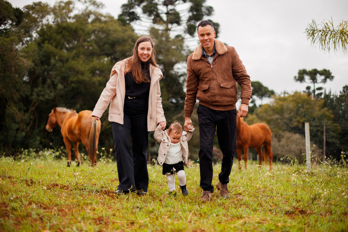 Fotografa familia Curitiba - ensaio bebê casa reforma campo magro