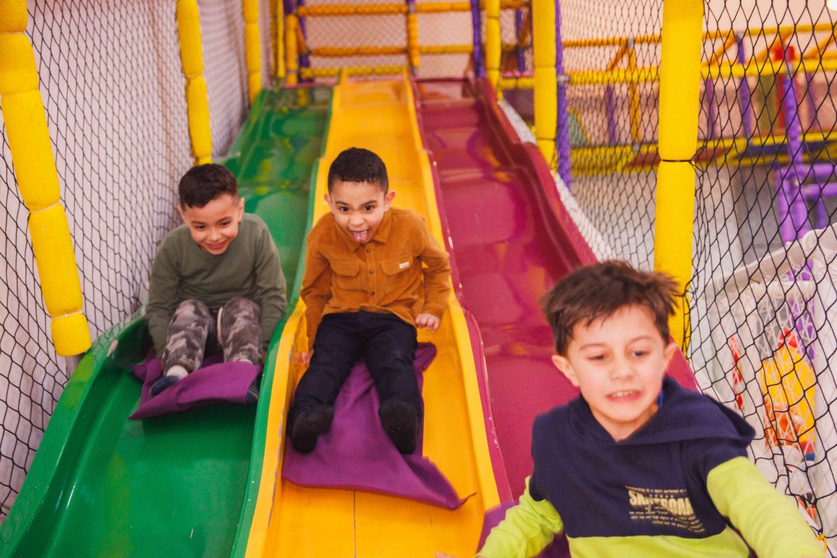 Fotografa familia Curitiba - buffet smalls kids safari bebes