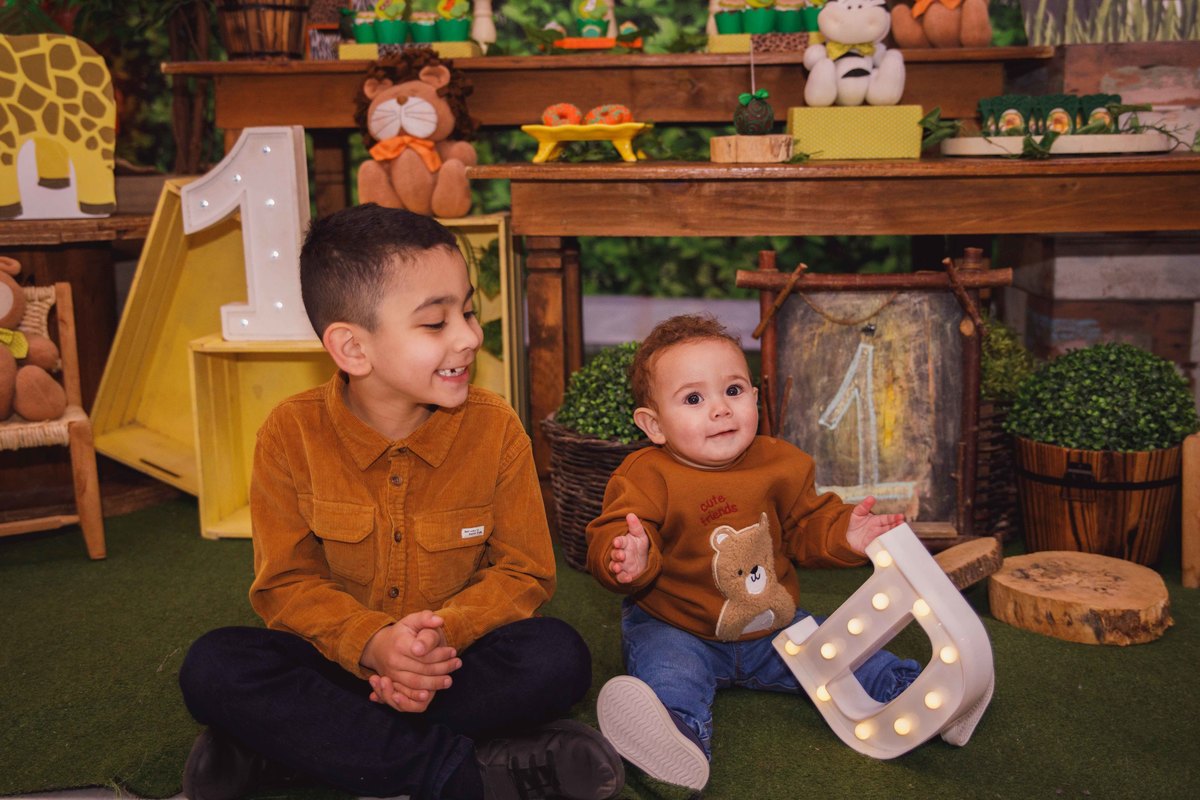 Fotografa familia Curitiba - buffet smalls kids safari bebes