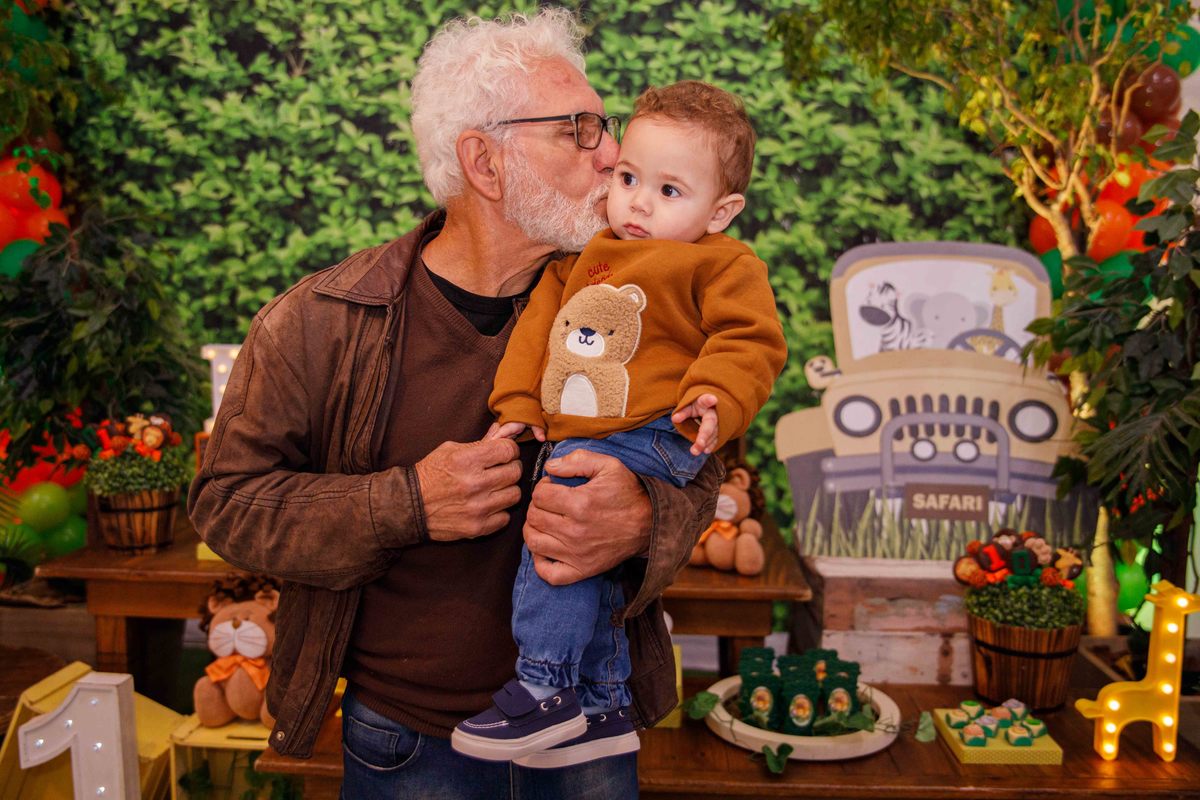 Fotografa familia Curitiba - buffet smalls kids safari bebes